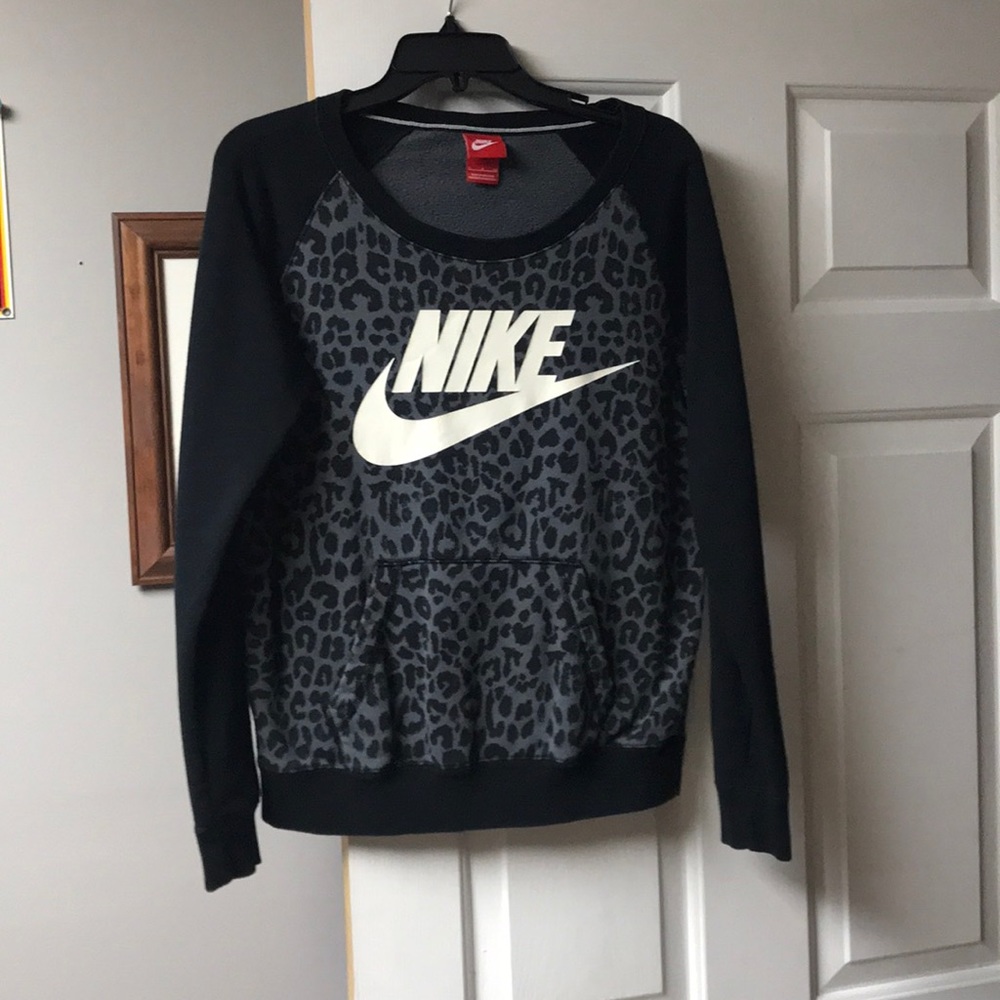 Leopard NIKE crewneck